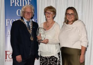 Community Hero, Catie Page and Andrea Dell collecting on behalf of Dympna Edwards and Cllr Leo Kolassa